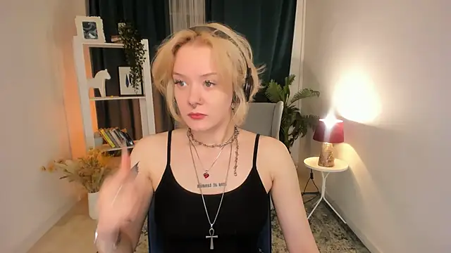 cyber whore  online show from May 2026 10:46:01 PM