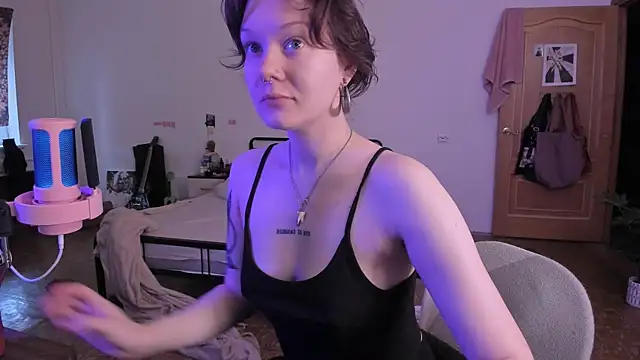 Snapshot of cyber_whore_ chatting on October 2025 11:55:01 AM cyber whore online show from October 2025 11:55:01 AM