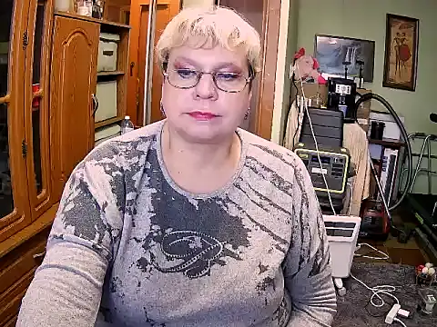 LOLA8888 online show from November 2025 08:40:01 AM