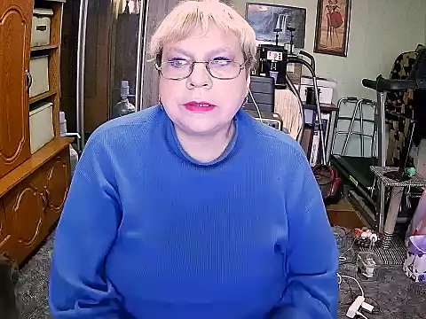 LOLA8888 online show from November 2025 12:19:02 PM