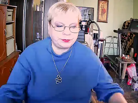 LOLA8888 online show from October 2025 11:01:01 AM
