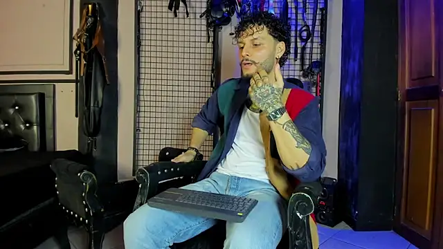 Twisted Fantasy online show from April 2026 03:42:01 AM