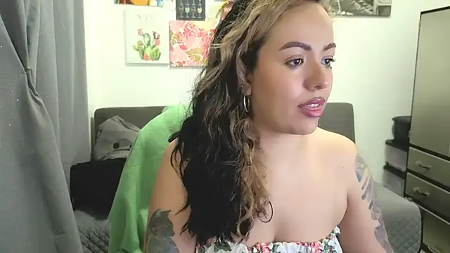 joan-star online show from April 2026 03:41:01 PM