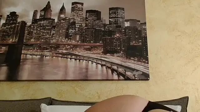 daniita online show from November 2025 10:14:02 PM