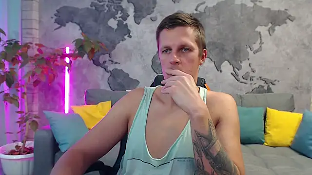 VikingChrisss online show from November 2025 10:52:01 AM