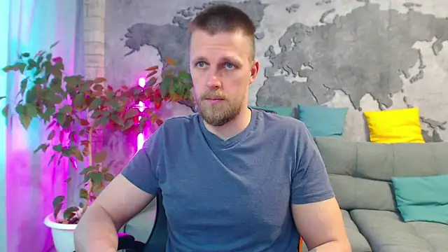 Snapshot of VikingChrisss chatting on June 2026 10:35:02 AM VikingChrisss online show from June 2026 10:35:02 AM