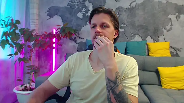 VikingChrisss online show from April 2026 10:29:01 AM