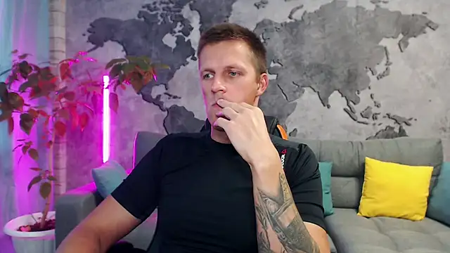 VikingChrisss online show from October 2025 10:28:01 AM