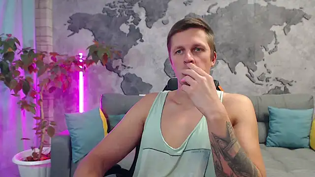 VikingChrisss online show from November 2025 11:00:02 AM