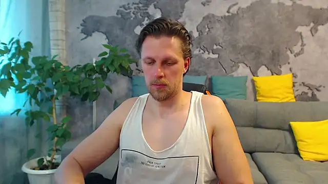 Snapshot of VikingChrisss chatting on May 2026 09:36:02 AM VikingChrisss online show from May 2026 09:36:02 AM