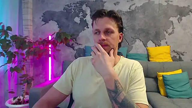 VikingChrisss online show from April 2026 10:00:02 AM