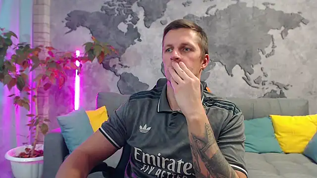 VikingChrisss online show from November 2025 10:52:02 AM