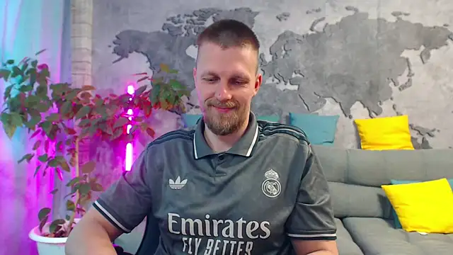Snapshot of VikingChrisss chatting on June 2026 11:00:02 AM VikingChrisss online show from June 2026 11:00:02 AM