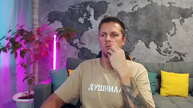 VikingChrisss online show from October 2025 10:18:02 AM
