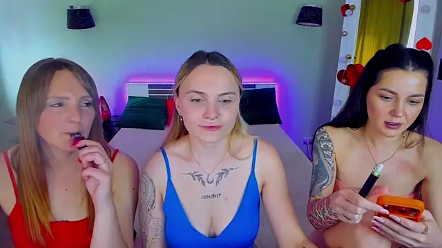 Snapshot of MagicEyess chatting on June 2026 08:20:02 AM MagicEyess online show from June 2026 08:20:02 AM