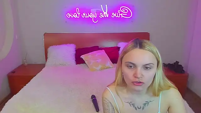 MagicEyess online show from December 2025 07:05:02 PM