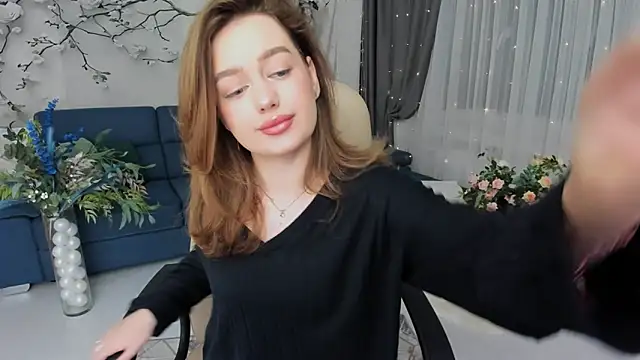 MiracleCurly online show from March 2026 07:32:01 PM