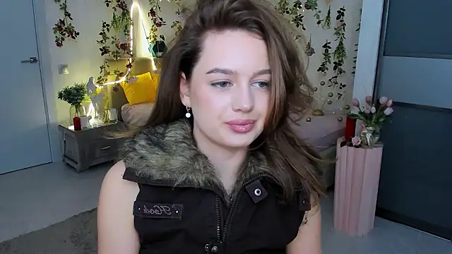 MiracleCurly online show from February 2026 07:25:01 PM