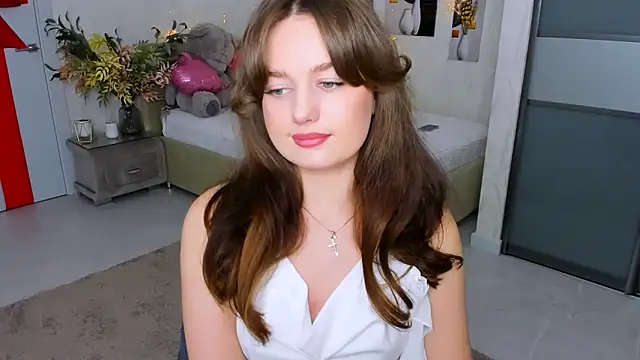 MiracleCurly online show from March 2025 01:27:02 PM