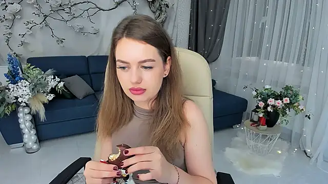 MiracleCurly online show from May 2026 01:05:01 AM