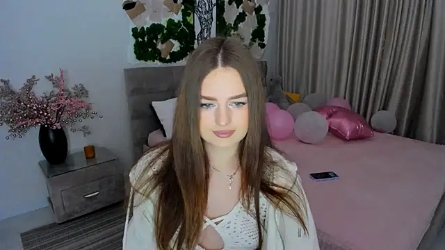 MiracleCurly online show from February 2025 05:10:02 PM