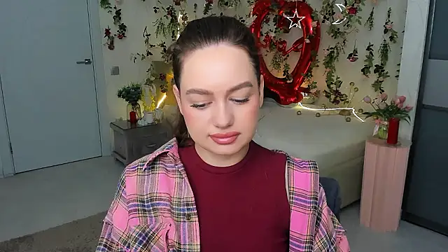 MiracleCurly online show from March 2026 07:21:01 PM