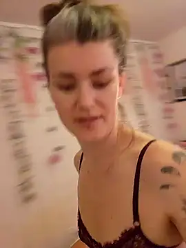 Lilmissvyx online show from March 2025 01:45:01 PM