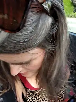 Lilmissvyx online show from October 2025 06:19:02 PM