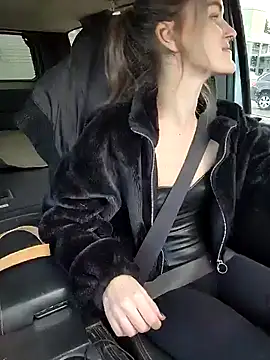 Lilmissvyx online show from February 2025 04:36:01 PM