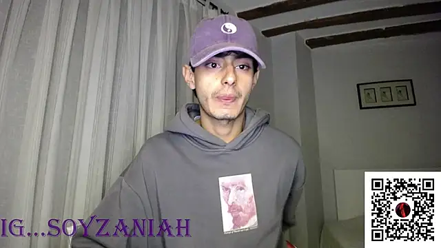 MagnoZaniah online show from November 2025 09:51:02 PM