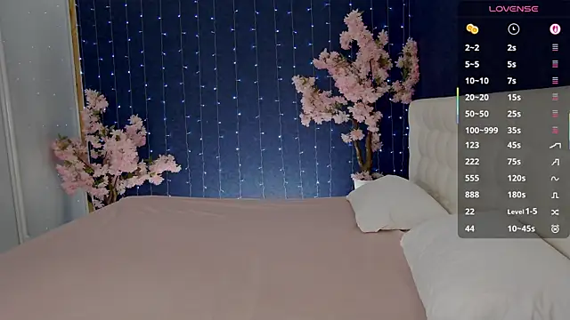 -Mirror-Girl- online show from December 2025 05:52:02 AM