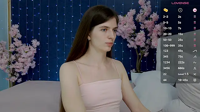 Snapshot of -Mirror-Girl- chatting on March 2025 01:29:01 PM -Mirror-Girl- online show from March 2025 01:29:01 PM