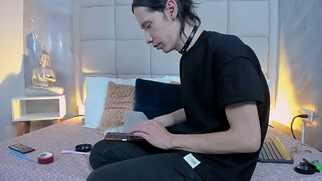 Snapshot of Hecatee_77 chatting on September 2025 07:51:02 PM Hecatee 77 online show from September 2025 07:51:02 PM