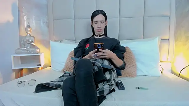 Snapshot of Hecatee_77 chatting on September 2025 07:46:02 PM Hecatee 77 online show from September 2025 07:46:02 PM