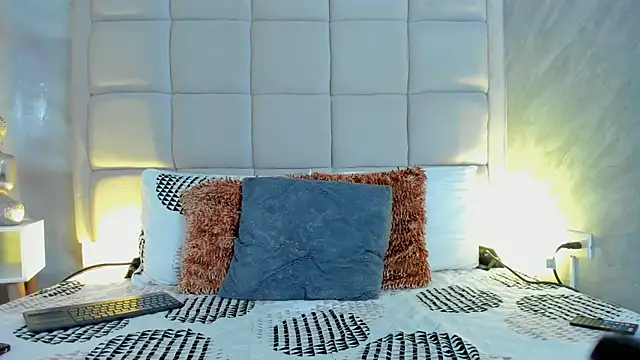 Hecatee 77 online show from February 2026 07:45:02 PM