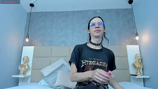 Hecatee 77 online show from March 2026 07:14:01 PM