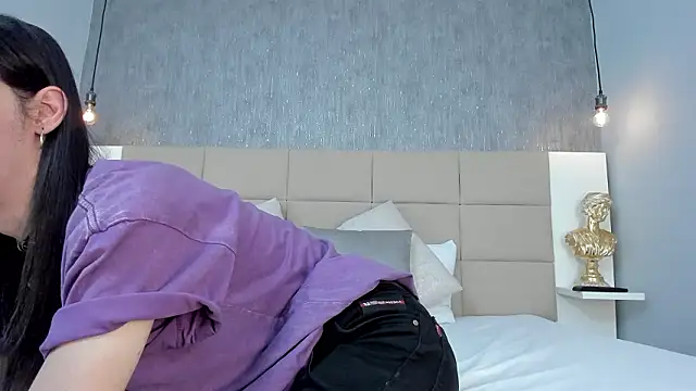 Hecatee 77 online show from March 2026 07:39:01 PM