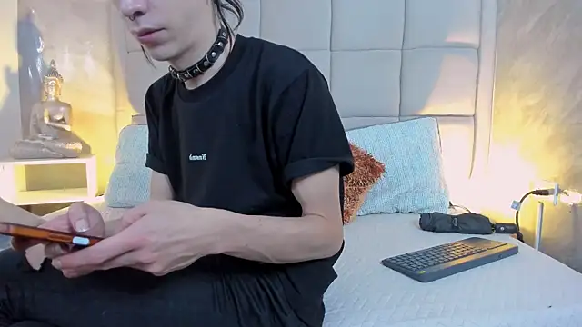 Hecatee 77 online show from December 2025 06:22:01 PM