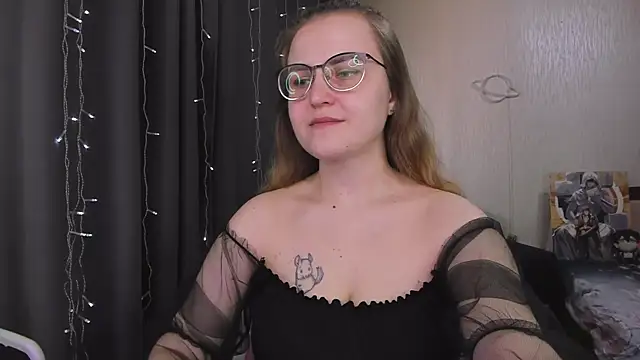 MissBrightShine online show from March 2026 11:03:01 AM