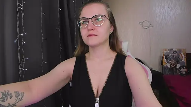 MissBrightShine online show from March 2026 10:30:02 AM