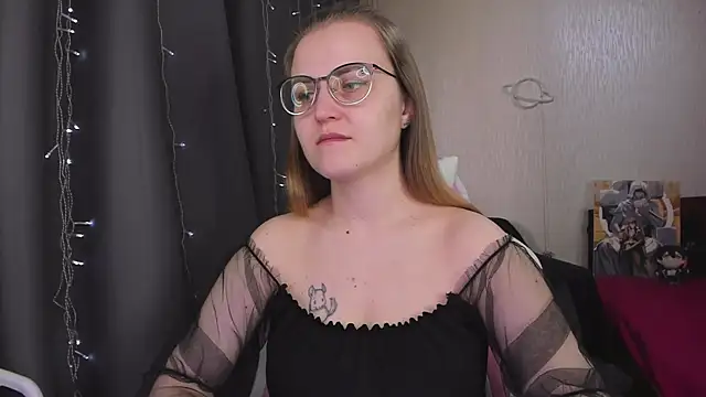 MissBrightShine online show from March 2026 11:18:01 AM