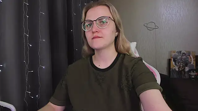 MissBrightShine online show from April 2026 02:34:01 PM