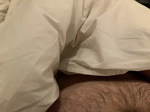 Benni81nrw online show from December 2025 06:41:02 AM