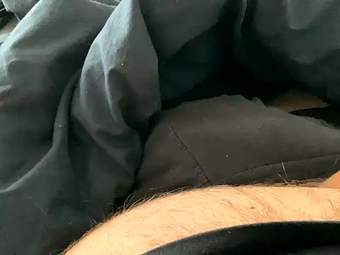 Benni81nrw online show from October 2025 12:57:02 PM