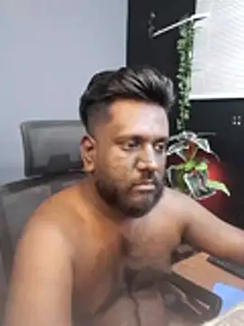 Rayansmith  online show from December 2025 12:51:01 PM