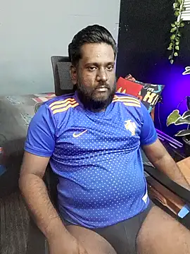 Rayansmith  online show from November 2025 10:03:01 PM