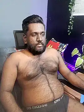 Rayansmith  online show from November 2025 02:31:02 PM