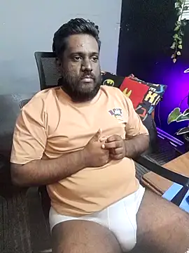 Rayansmith  online show from November 2025 10:03:02 PM