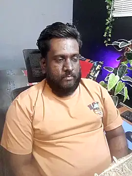 Rayansmith  online show from November 2025 11:36:01 PM