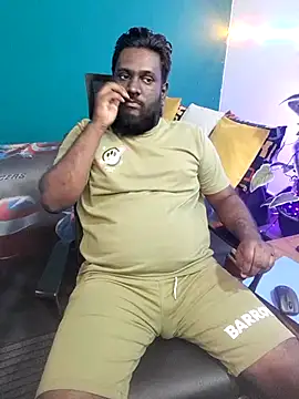 Rayansmith  online show from February 2026 02:04:01 PM